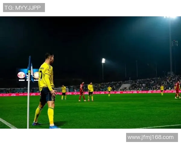 身高155厘米的足球明星如何在绿茵场上创造传奇与突破自我极限 身高155厘米的足球明星如何在绿茵场上创造传奇与突破自我极限